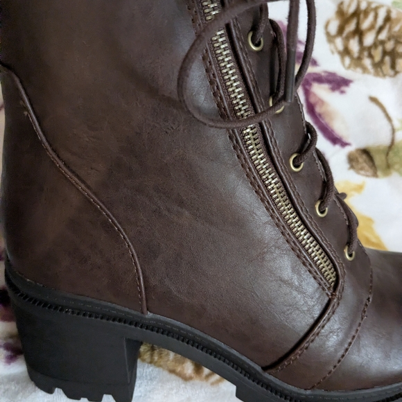 Soda Brown Heeled Boots - Picture 3 of 10